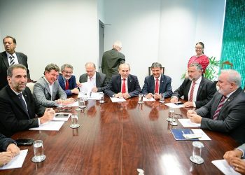 Alckmin sugere PEC da Transição para assegurar Auxílio Brasil de R$ 600