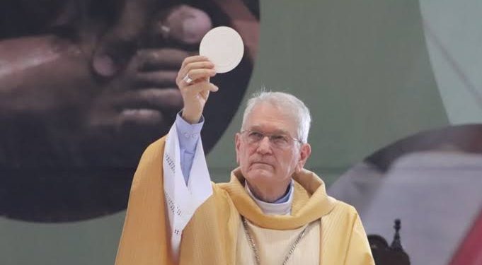 Arcebispo de Manaus toma posse de igreja em Roma