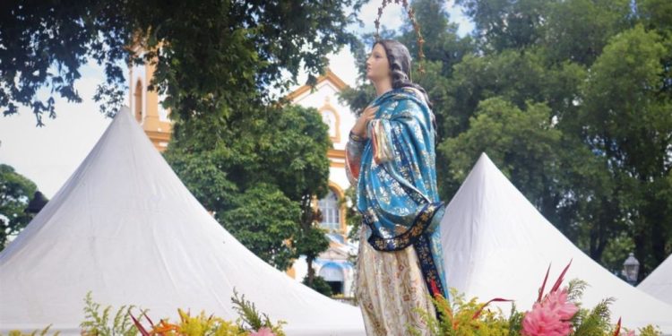Procissão em homenagem à Nossa Senhora da Conceição deve reunir 60 mil fiéis em Manaus
