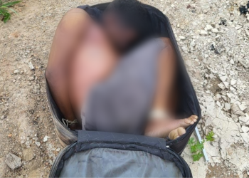 Com mão e pés amarrados corpo é encontrado dentro de mala