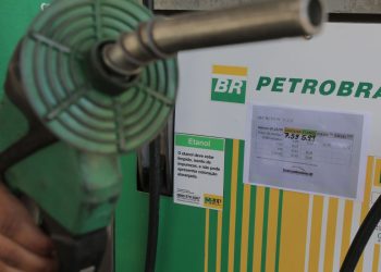 Petrobras reduz preços da gasolina e do diesel para as distribuidoras
