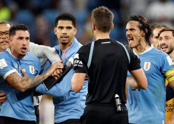 Fifa abre processo disciplinar contra jogadores do Uruguai