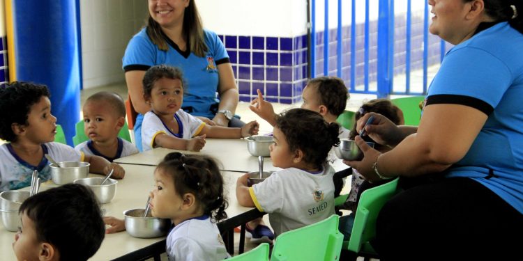 Prefeitura inicia inscrições para sorteio de vagas de creches nesta segunda-feira