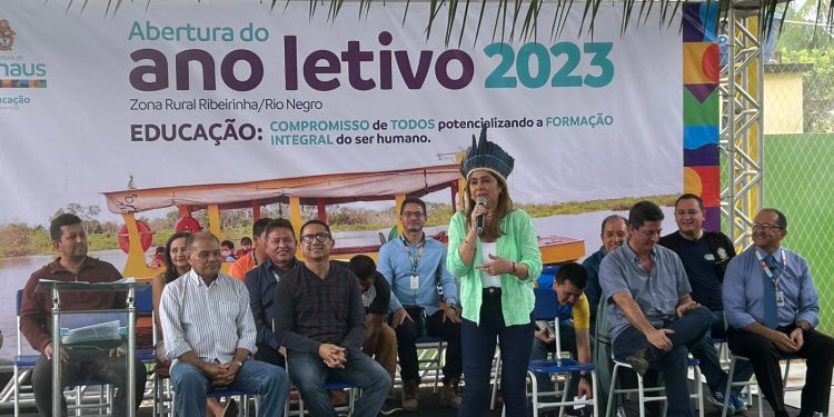 Abertura do Ano Letivo das escolas ribeirinhas do Rio Negro