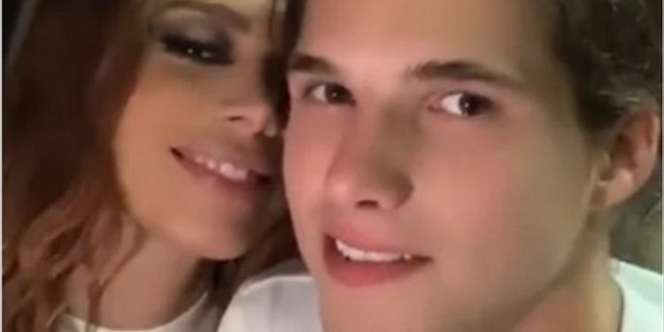 Anitta comenta participação de ex-affair na Casa de Vidro do BBB23