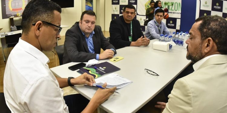 Faar e FAF assinam contrato de cessão de espaço para o Barezāo 2023