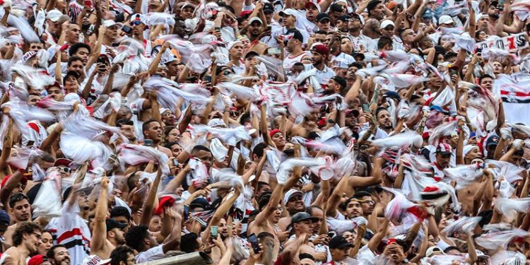 Tricolor visita a Ferroviária pelo Paulistão