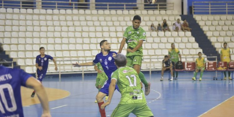Abílio Nery e Mônaco JT se garantem na semifinal do Campeonato Futsal Ouro