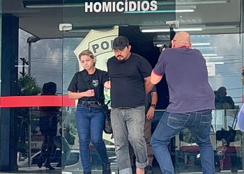 Suspeito de matar rival a facadas em bar é preso em Manaus