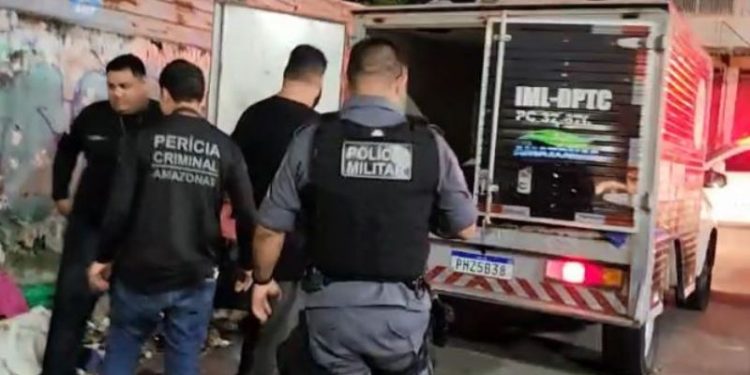 Criminosos executam jovem com vários tiros na cabeça