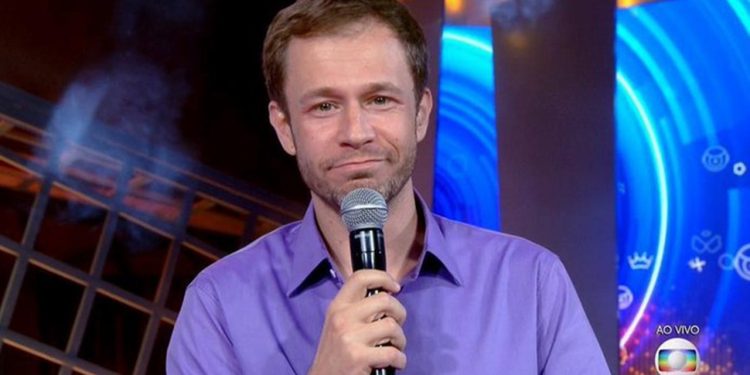 BBB 23: Tiago Leifert declara torcida por Gabriel Tavares na Casa de Vidro