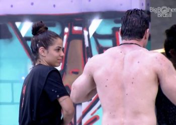 Key Alves tenta justificar eliminação e recebe consolo de Gustavo