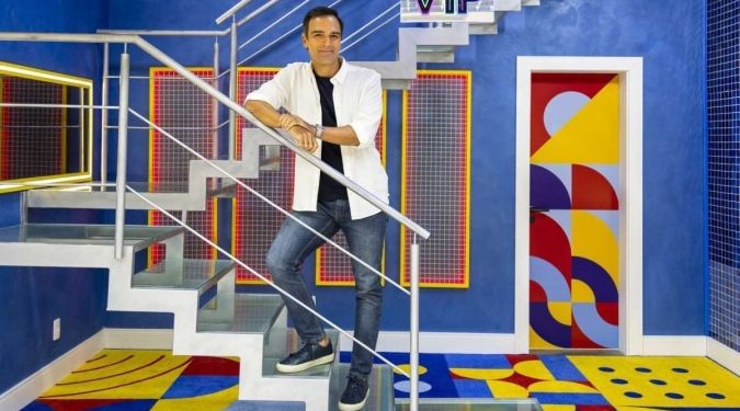 Tadeu Schmidt entrega novidade sobre estalecas no BBB 23