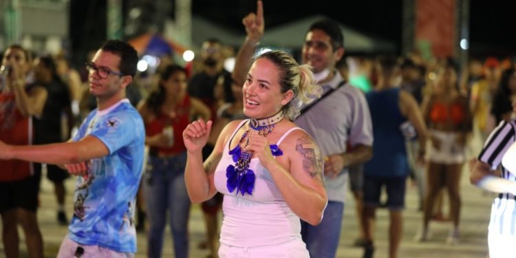 Carnaboi dá início à temporada de eventos de boi-bumbá