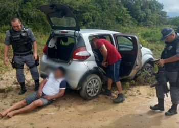 Motorista de aplicativo é sequestrado e colocado no porta-mala de carro