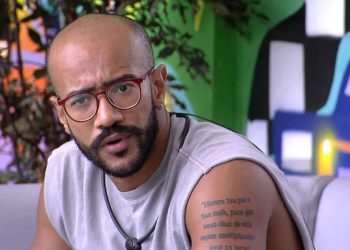 BBB23: Ricardo afirma que já beijou homem e reflete sobre sexualidade
