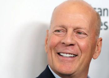 A família do ator Bruce Willis anunciou, nesta quinta-feira (16), que o diagnóstico do artista 67 anos é de demência frontotemporal (DFT).