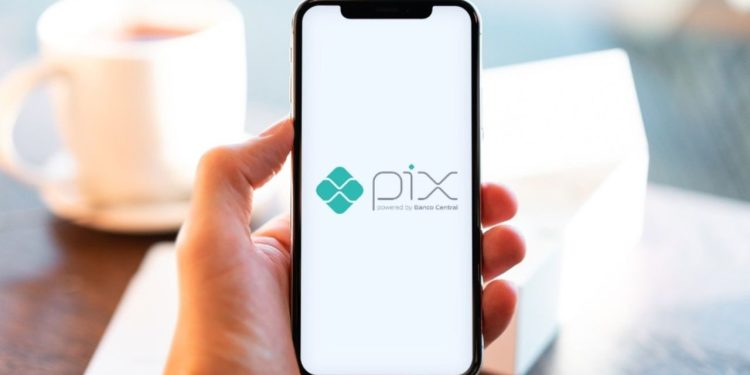 Pix fora do ar? Usuários relatam instabilidade no sistema de pagamentos