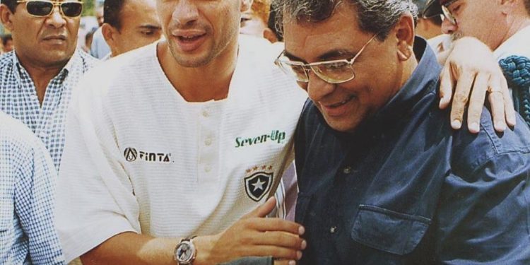 Fã do Botafogo, Amazonino Mendes receberá homenagem póstuma em próximo jogo