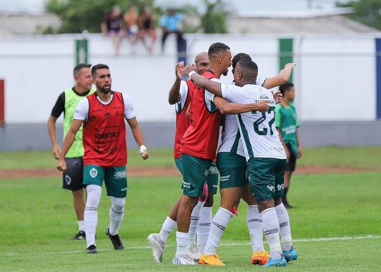 Manaus vence o Operário de 1 x 0 no Barezão