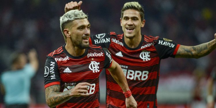 42 anos de jejum: Flamengo estreia no Mundial de Clubes em busca do Bi
