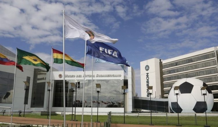Conmebol exigirá vacinação contra Covid-19 para torneios de 2023