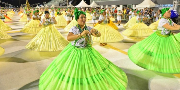 Confira a agenda dos ensaios técnicos das escolas de samba