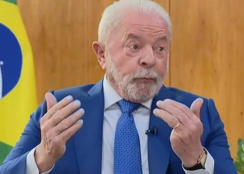 ​“Não iremos contentar com a proposta atual nem aplaudir quem nos está lesando”, escreveu Sérgio Nobre, criticando o valor do salário mínimo.