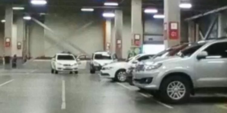 Saindo da academia, mulher de empresário da ZFM é sequestrada e fotografada nua