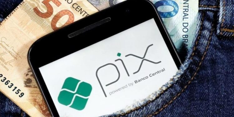 O ataque ao Pix envolve o uso de um vírus que consegue interceptar as transações entre usuários para ter acesso a dados importantes.