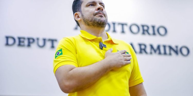O Partido Liberal (PL) no Amazonas confirmou o deputado federal Capitão Alberto Neto na presidência do comitê municipal da sigla.