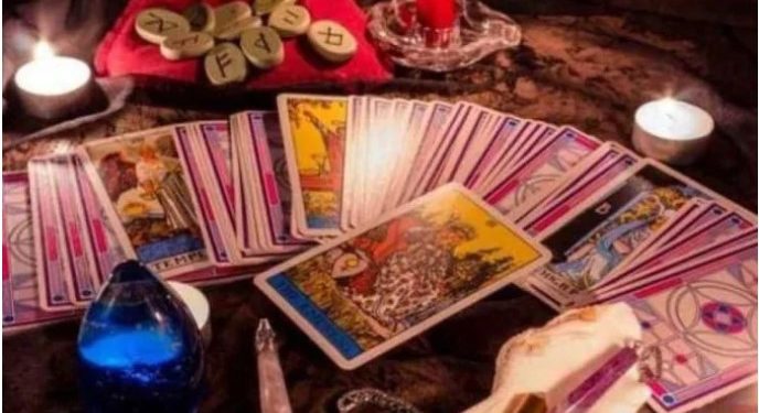 Taróloga é processada após ‘trabalho’ de mais de R$ 7 mil não trazer marido de volta