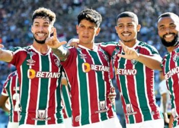 O Fluminense goleou o Volta Redonda por 7 a 0, neste sábado (18), no Maracanã, e está classificado para a final do Campeonato Carioca.