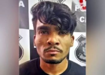 O túmulo do serial killer Lázaro Barbosa foi violado, na tarde desta quarta-feira (15), no cemitério de Cocalzinho de Goiás