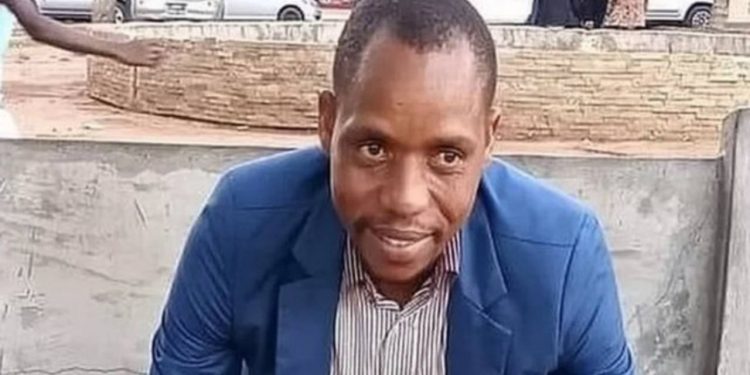 Um pastor morreu ao tentar jejuar por 40 dias, imitando o feito de Jesus , segundo a Bíblia, como consta do Evangelho de Mateus.