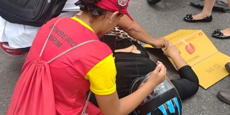 Bombeira Mirim presta socorro à vítima de acidente de trânsito