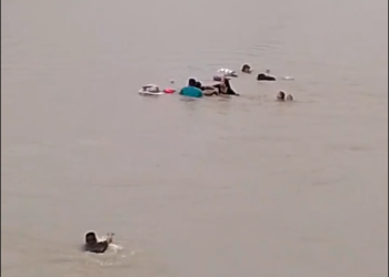 Um bebê de 2 meses está desaparecido desde ontem (8/03), após a canoa da família naufragar no Igarapé do Caburi, município de Nhamunda