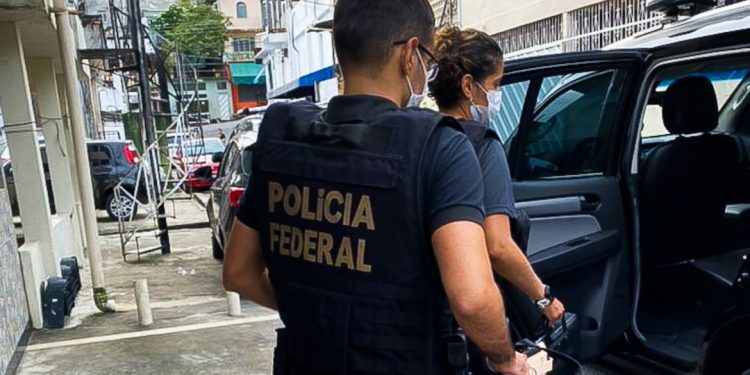 A Polícia Federal deflagrou nesta quinta-feira (2), a operação ‘Cama de Gato’ na cidade de Eirunepé, no interior do Amazonas. PF deflagra