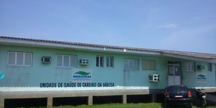 Uma mulher grávida de 33 anos e o seu companheiro, de 41 anos, foram agredidos fisicamente durante um roubo no município de Careiro da Várzea.