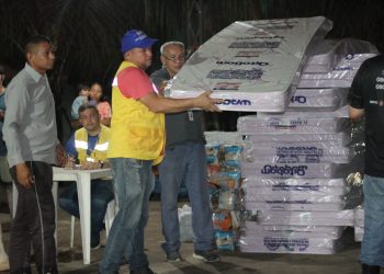 Prefeitura atende 22 famílias no Monte das Oliveiras após deslizamento