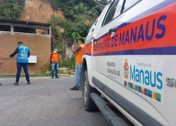 Outro deslizamento soterra parcialmente casa no Cidade Nova