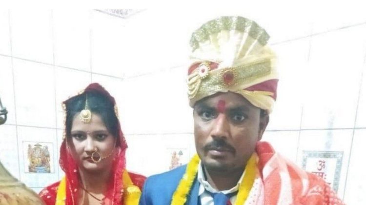 Uma mulher casada fugiu com outro homem, e o marido abandonado acabou se casando com a ex-esposa do amante. Mulher foge