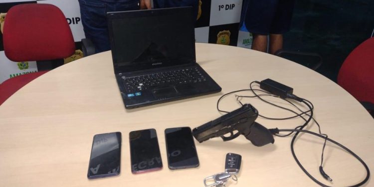 Dois são presos e menor apreendido após tocar o terror no Centro de Manaus