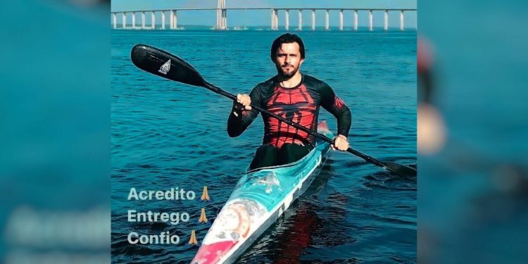 O atleta de alto rendimento Waldonilton de Andrade Reis, 43, morreu após engolir uma abelha, na Ponta Negra, em Manaus. Atleta morre