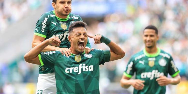 Palmeiras goleia o Água Santa e conquista o bicampeonato do Paulistão