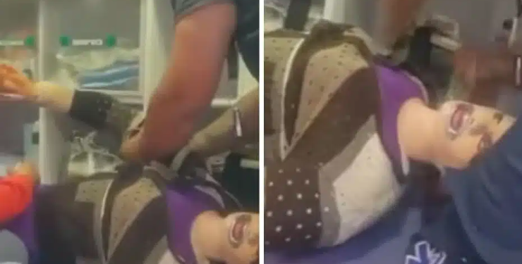 Homem casado com boneca de pano chama ambulância porque sua ‘esposa’ desmaiou. Cristian ganhou fama por seu estilo de vida pouco convencional