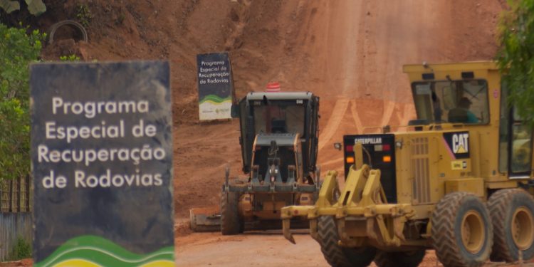 Com 100 dias, o Governo do Amazonas, por meio da Secretaria de Estado de Infraestrutura e Região Metropolitana de Manaus (Seinfra)