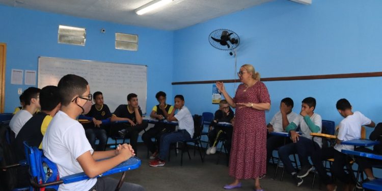 A Municipal de Educação (Semed) iniciou, nesta terça-feira (25), a 7ª convocação do Processo Seletivo Simplificado (PSS) de 2021