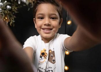 Uma das quatro vítimas do ataque a creche de Blumenau era filho de duas mães. Adotado há pouco mais de um ano, segundo. Menino de