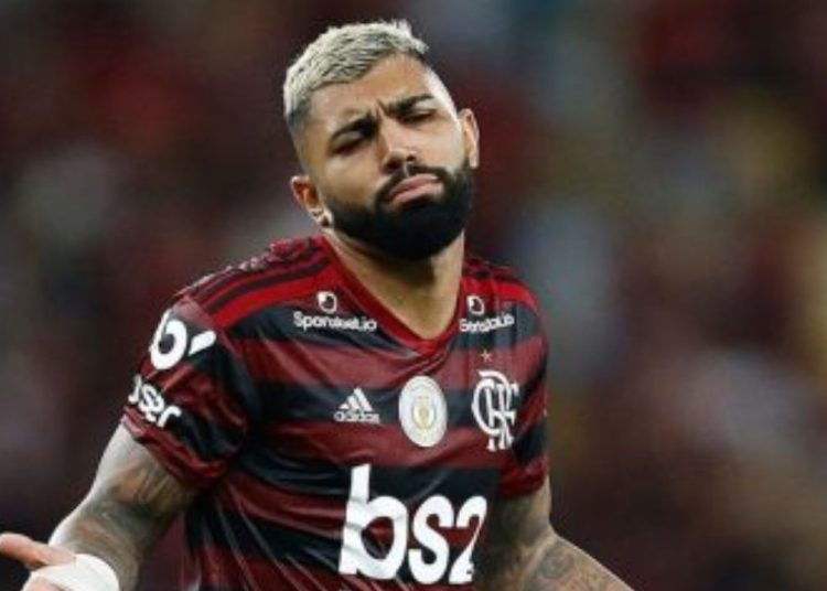 Atual campeão da América, o Flamengo iniciou a Libertadores de 2023 com derrota. O mengão jogou mal e perdeu para o Aucas na Libertadores